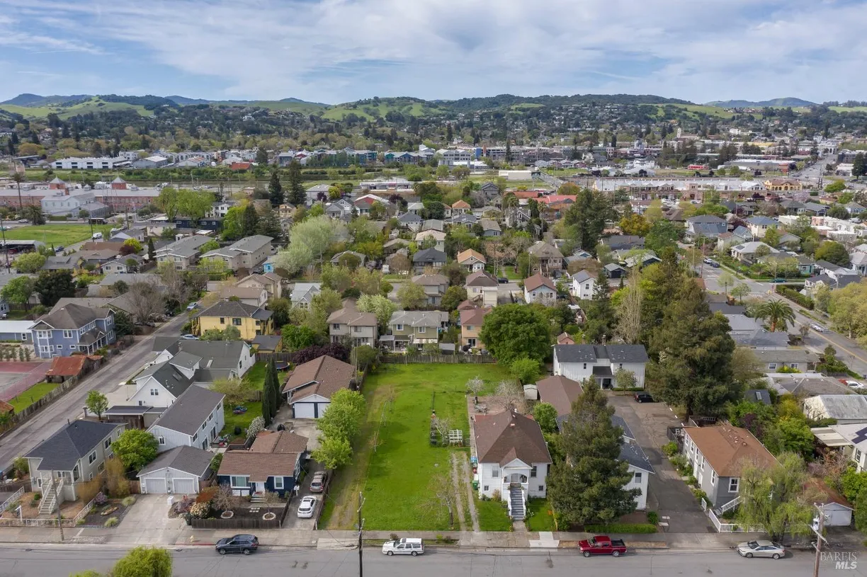Northern California Real Estate | View 316 Vallejo Street | Listing