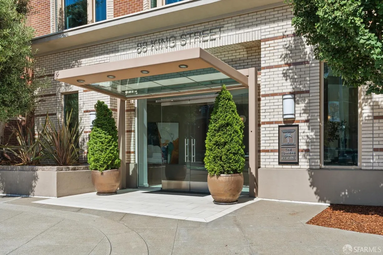 Northern California Real Estate | View 88 King Street, 717 | 2 Beds, 2 Baths