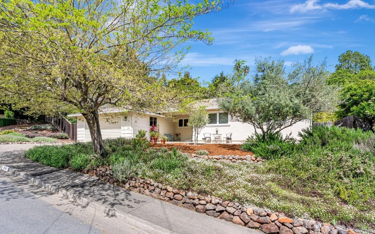 Northern California Real Estate | View 34 Terra Linda Drive | 3 Beds, 2 Baths