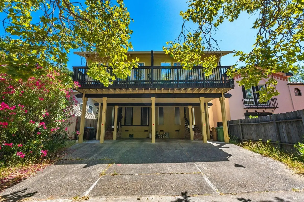 Northern California Real Estate | View 236 C Street | 4 Beds, 2 Baths