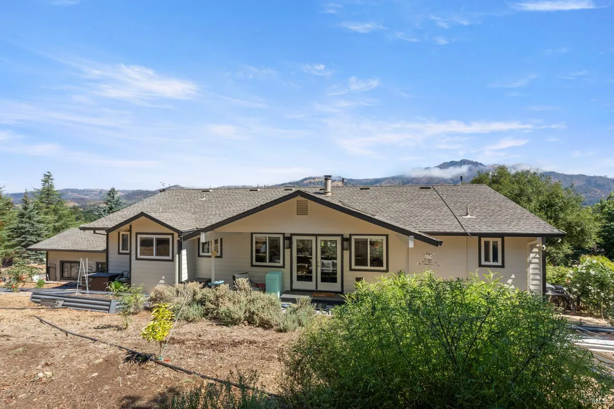 410 Oak Mesa Court Santa Rosa CA 95409 Property for sale