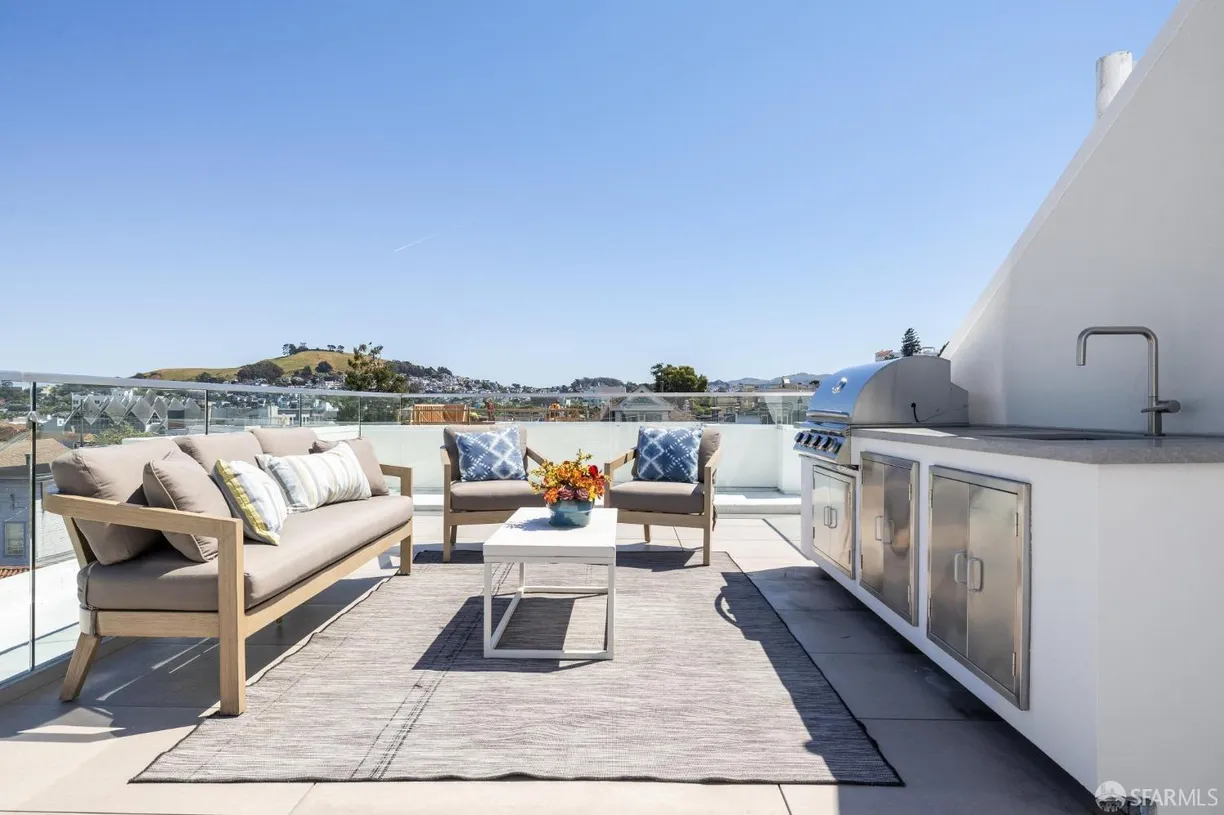 Northern California Real Estate | View 3532 23rd Street, 3 | 2 Beds, 2 Baths