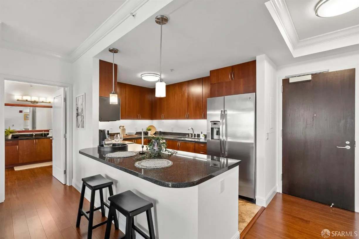 Northern California Real Estate | View 88 King Street, 906 | Listing