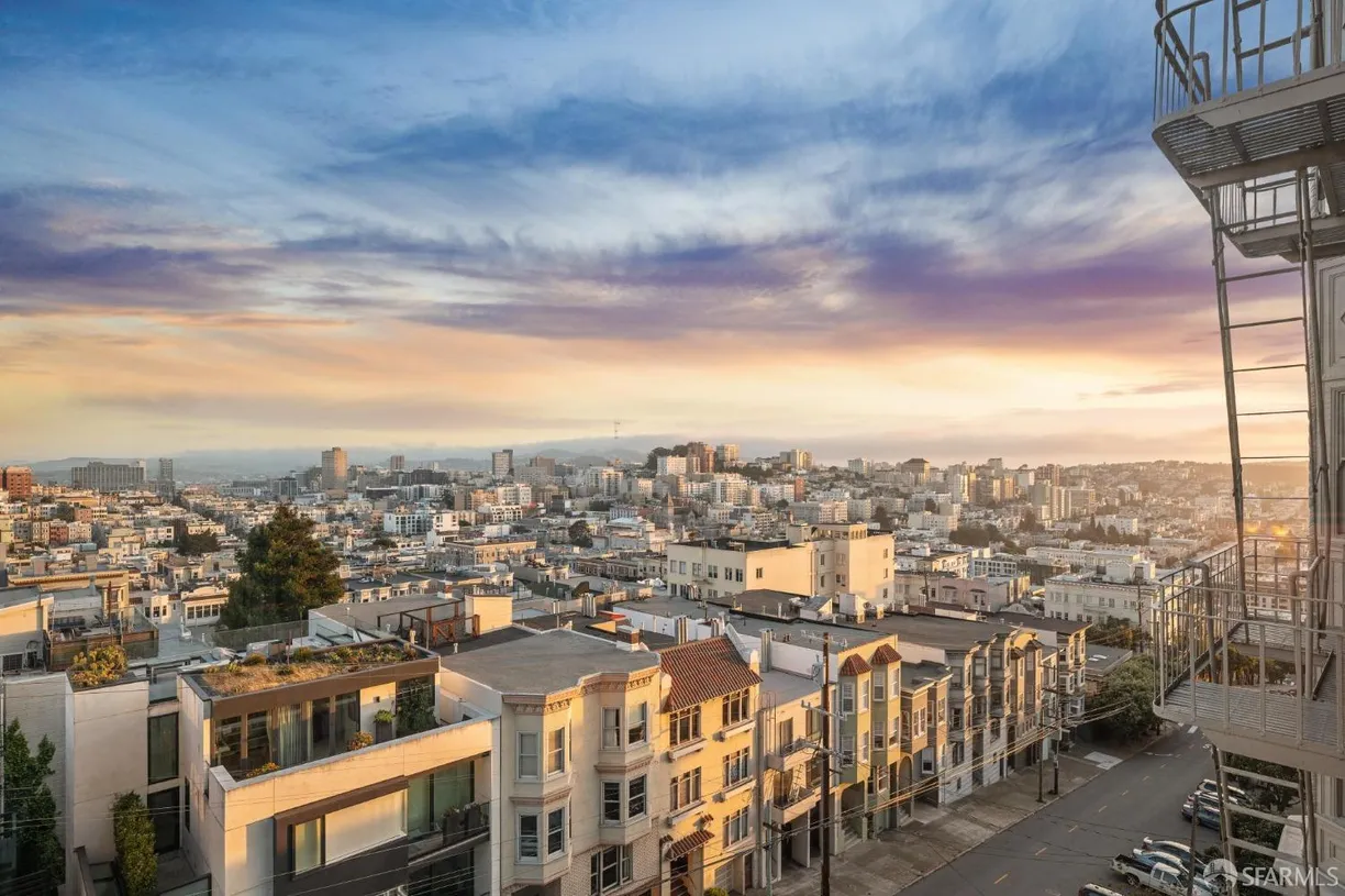 Northern California Real Estate | View 2111 Hyde Street, 403 | Listing