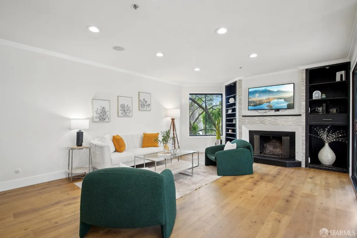 Northern California Real Estate | View 109 S Lake Merced Hills, 1A | Listing