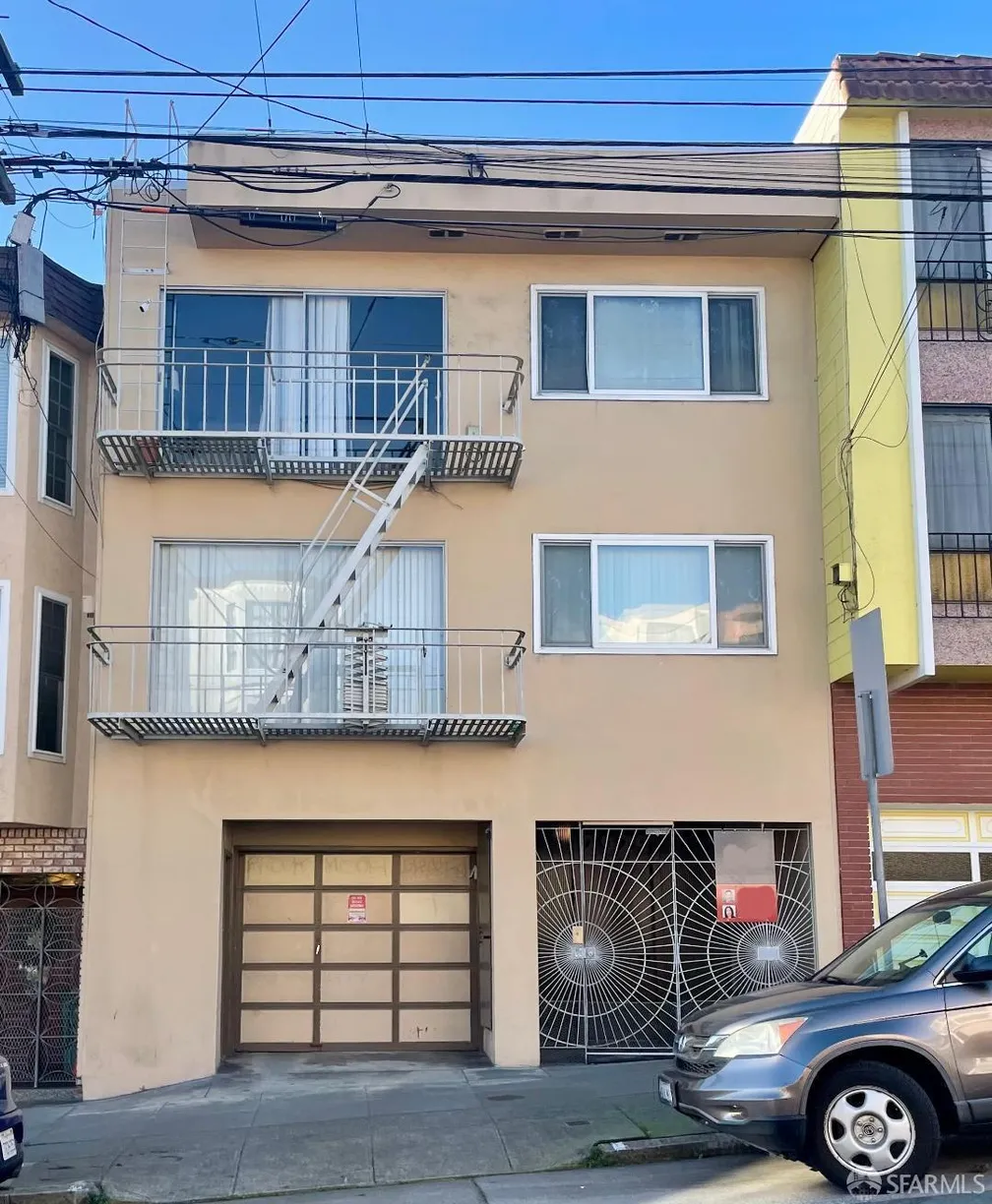 Northern California Real Estate | View 2929 Clement Street | 6 Beds, 4 Baths