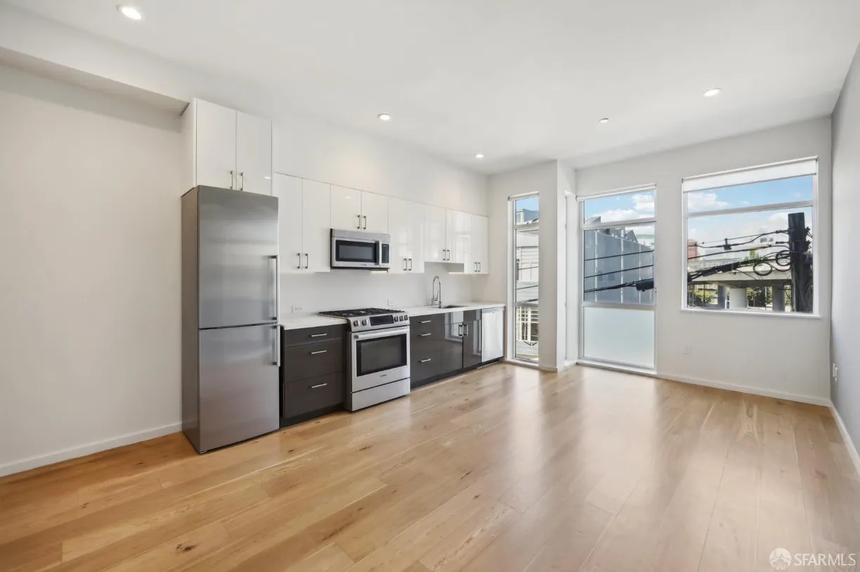 Northern California Real Estate | View 1001 17th Street, 303 | Listing