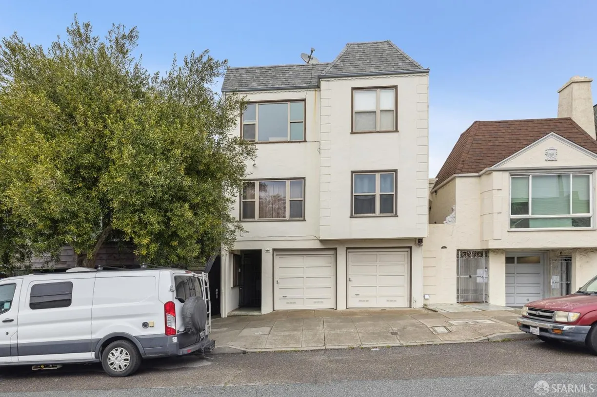 Northern California Real Estate | View 1832 Judah Street | 4 Beds, 3 Baths