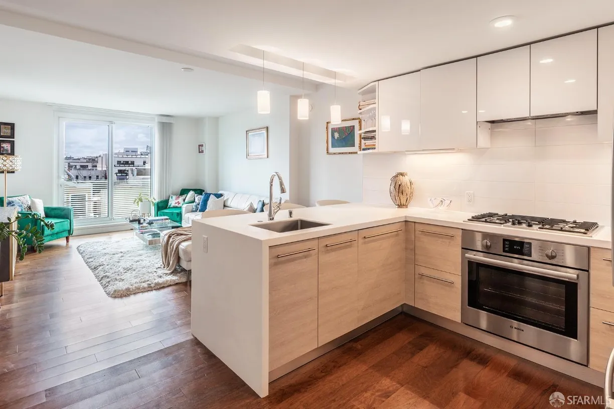 Northern California Real Estate | View 555 Fulton Street, 427 | 1 Bed, 1 Bath