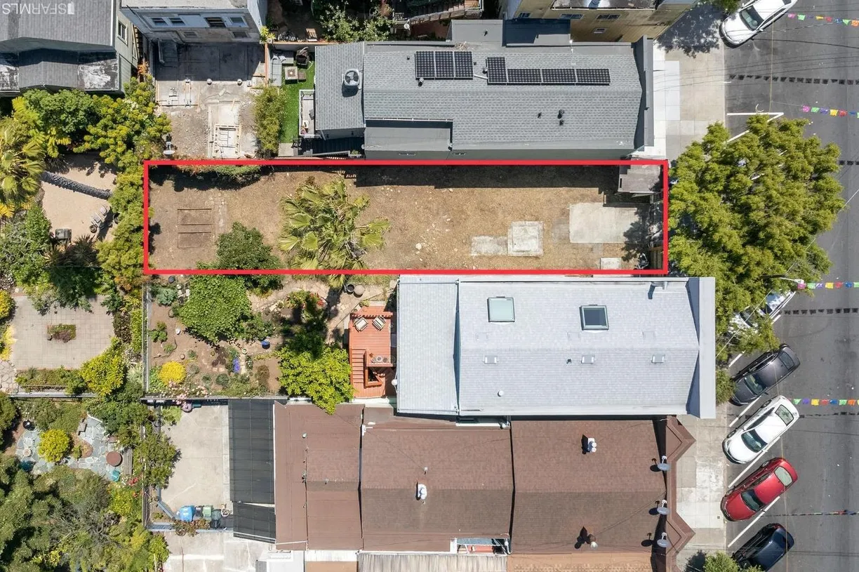 Northern California Real Estate | View 2677 Harrison Street