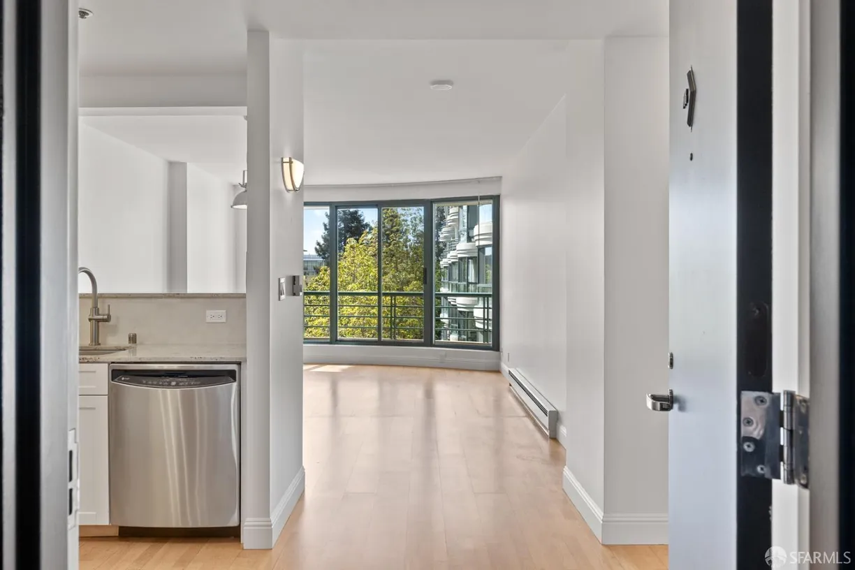 Northern California Real Estate | View 300 3rd Street, 708 | Listing
