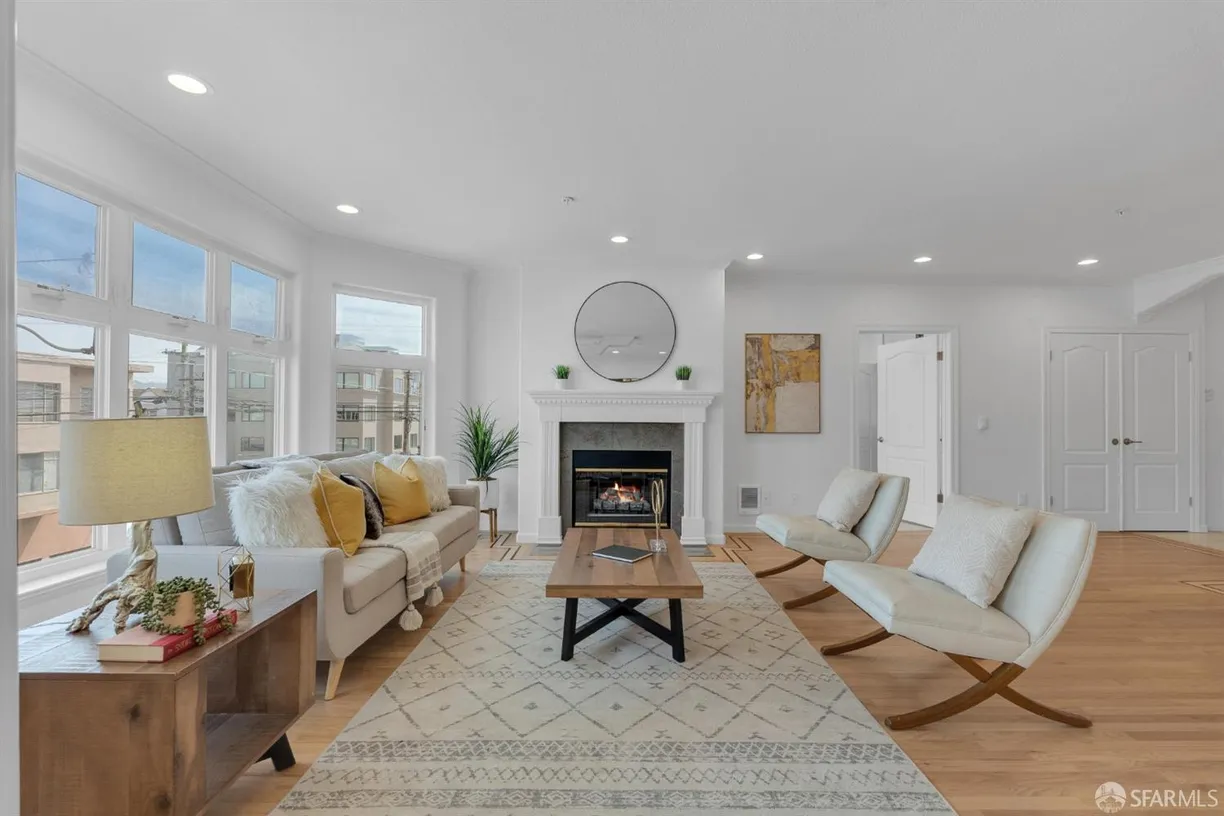Northern California Real Estate | View 699 36th Avenue, 308 | 3 Beds, 3 Baths