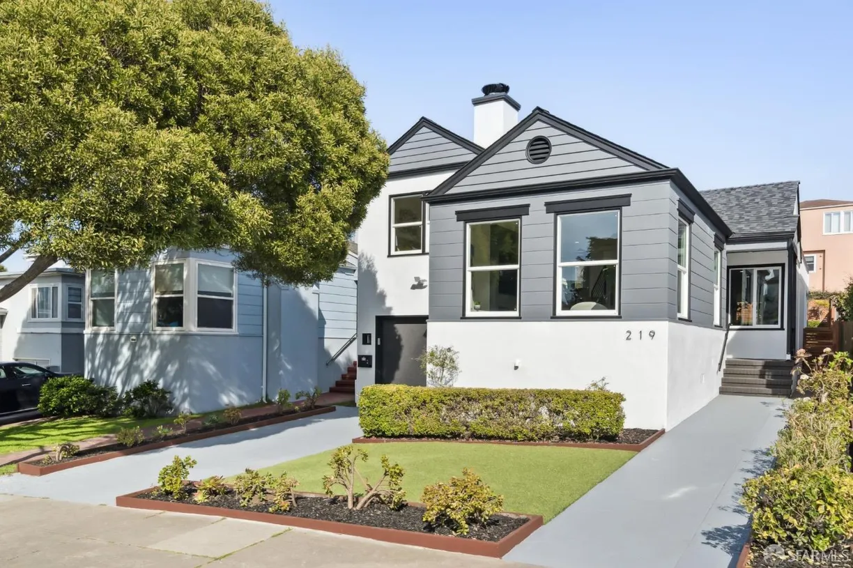 Northern California Real Estate | View 219 Denslowe Drive | 3 Beds, 3 Baths