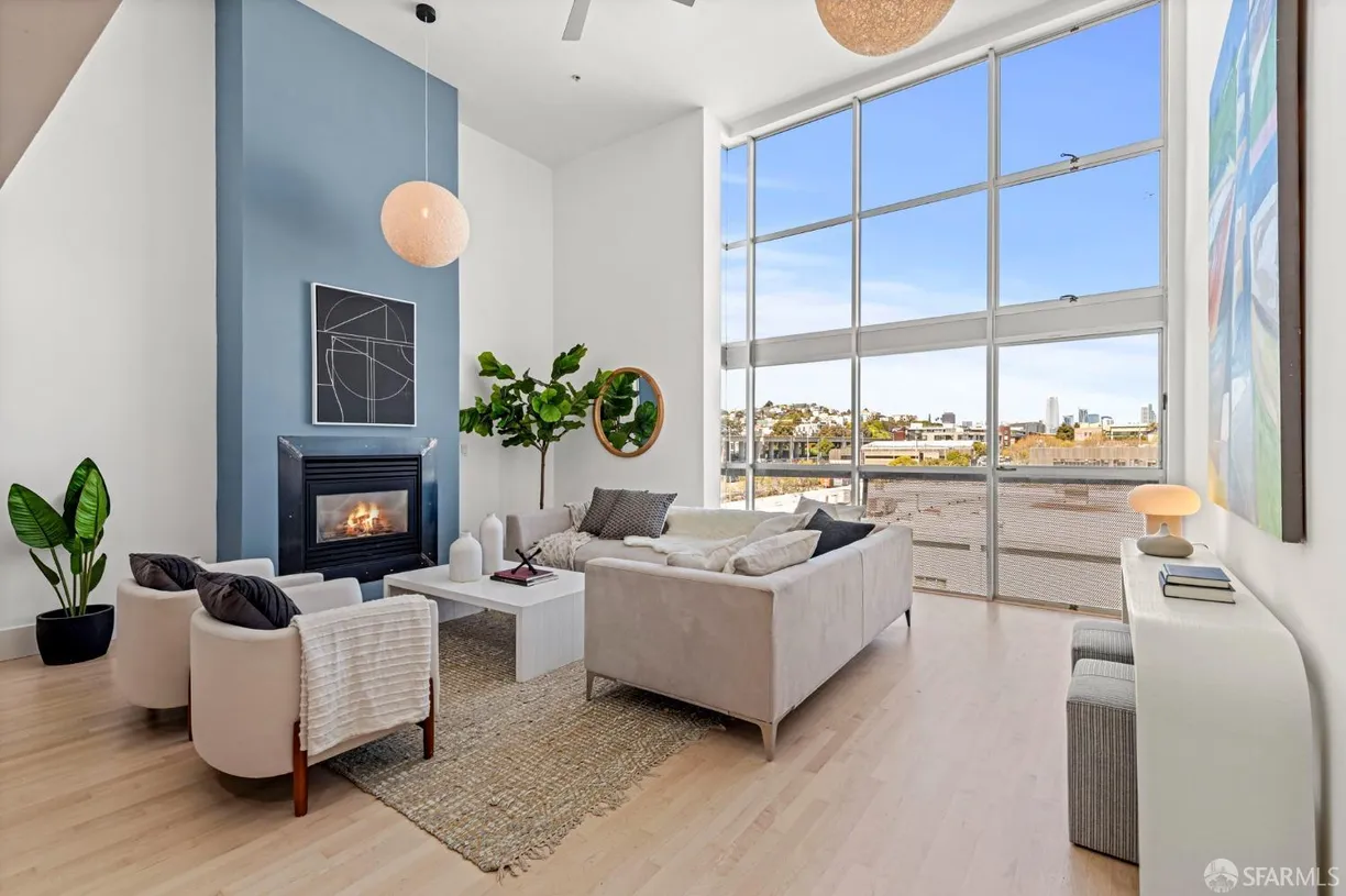 Northern California Real Estate | View 1099 23rd Street, 18 | 2 Beds, 2 Baths
