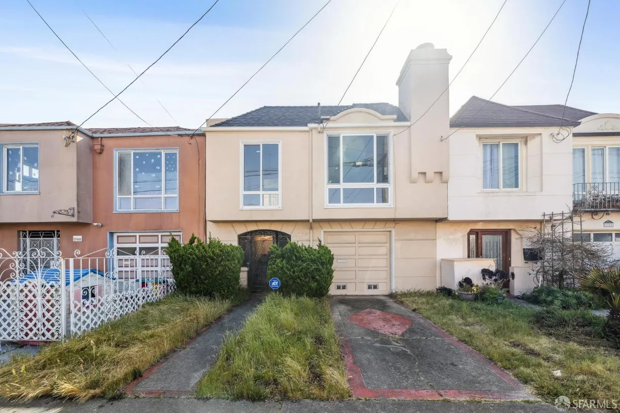 Northern California Real Estate | View 1706 31st Avenue | 2 Beds, 1 Bath