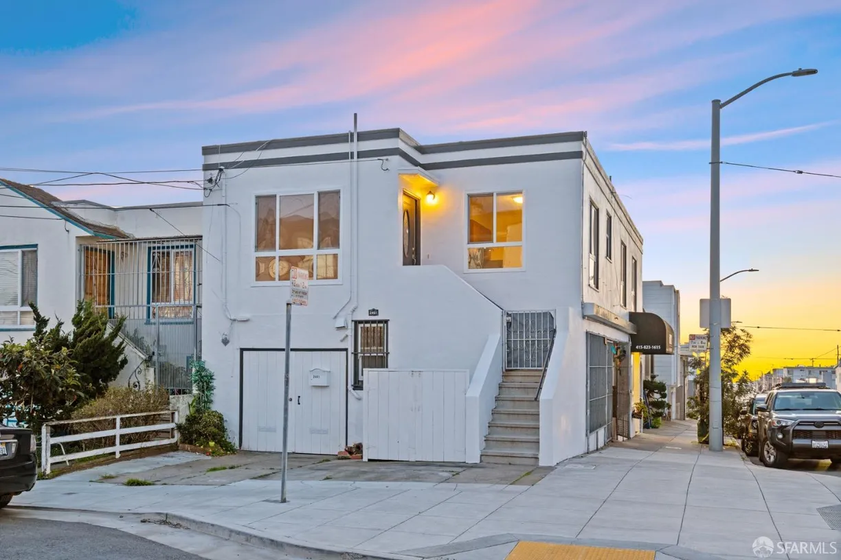 Northern California Real Estate | View 2401 38th Avenue | 2 Beds, 2 Baths