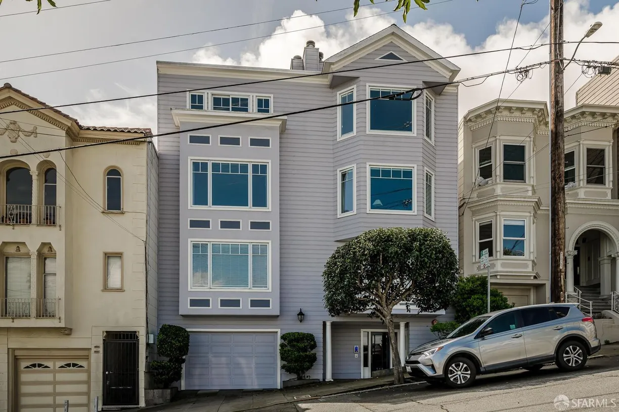 Northern California Real Estate | View 745 Chestnut Street, 202 | 2 Beds, 2 Baths