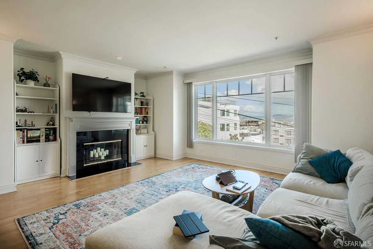 Northern California Real Estate | View 745 Chestnut Street, 202 | Listing