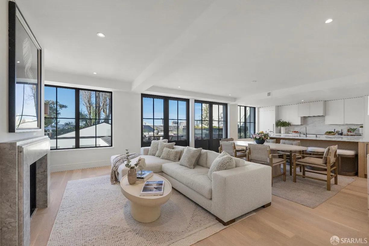 Northern California Real Estate | View 1776 Green Street, 301 | 3 Beds, 3 Baths