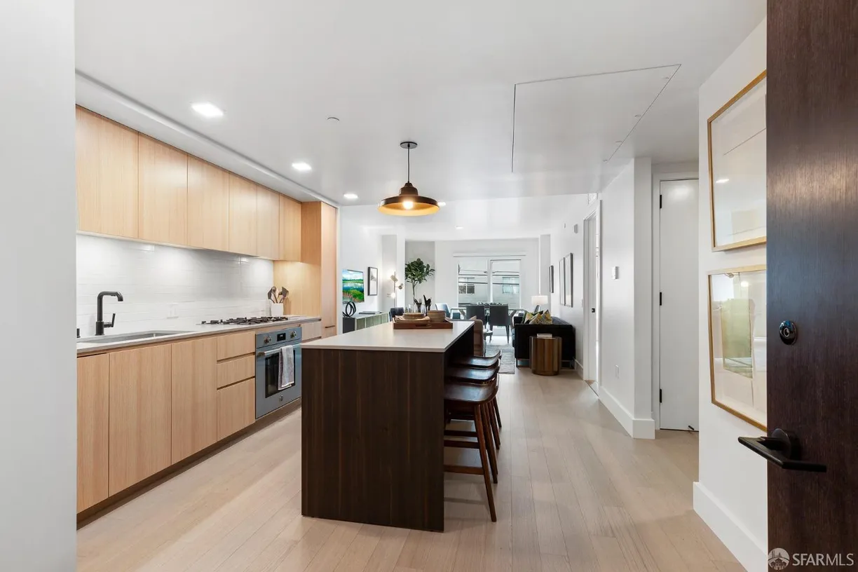 Northern California Real Estate | View 950 Tennessee Street, 318 | 2 Beds, 2 Baths