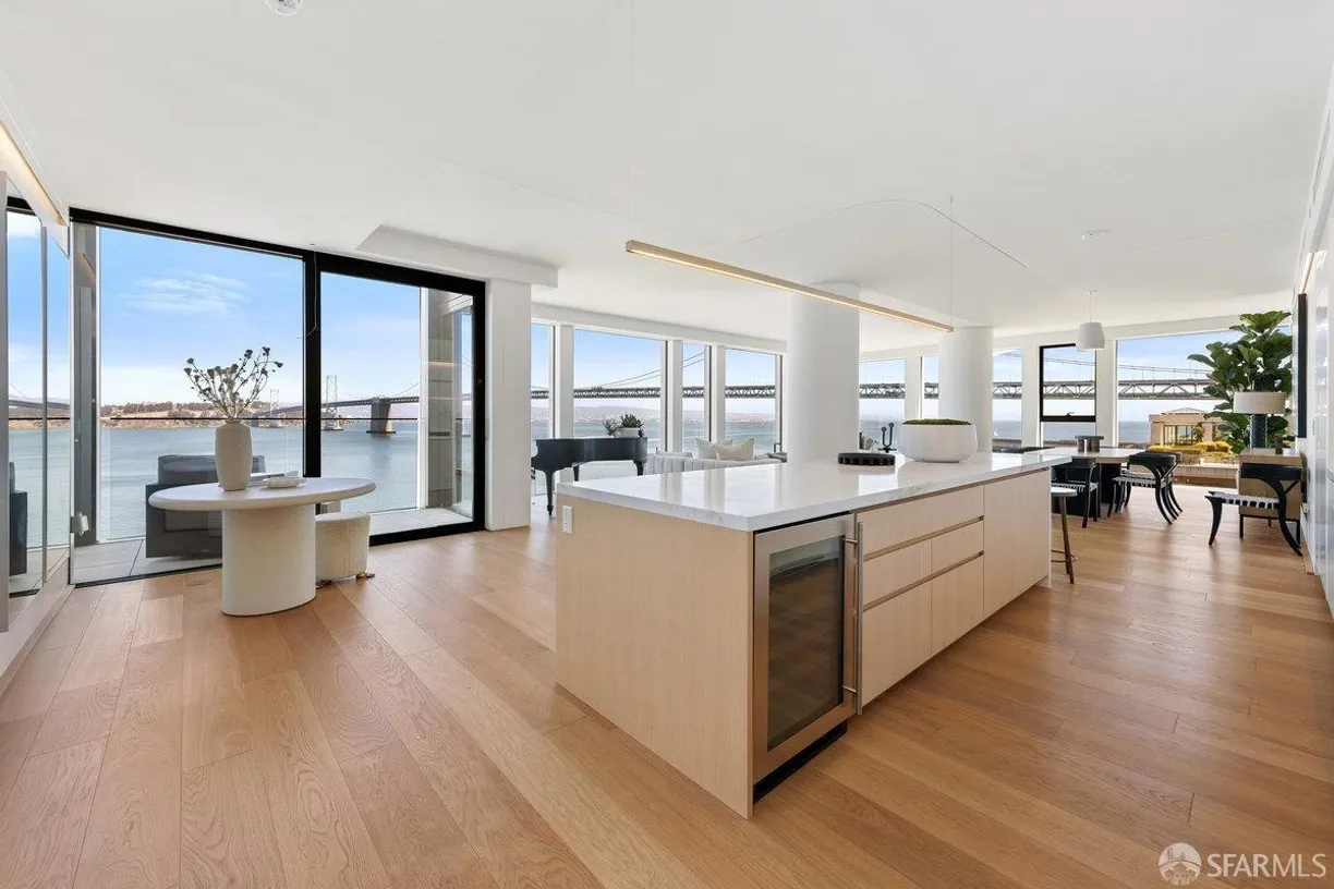 Northern California Real Estate | View 1 Steuart Lane, 801 | Listing