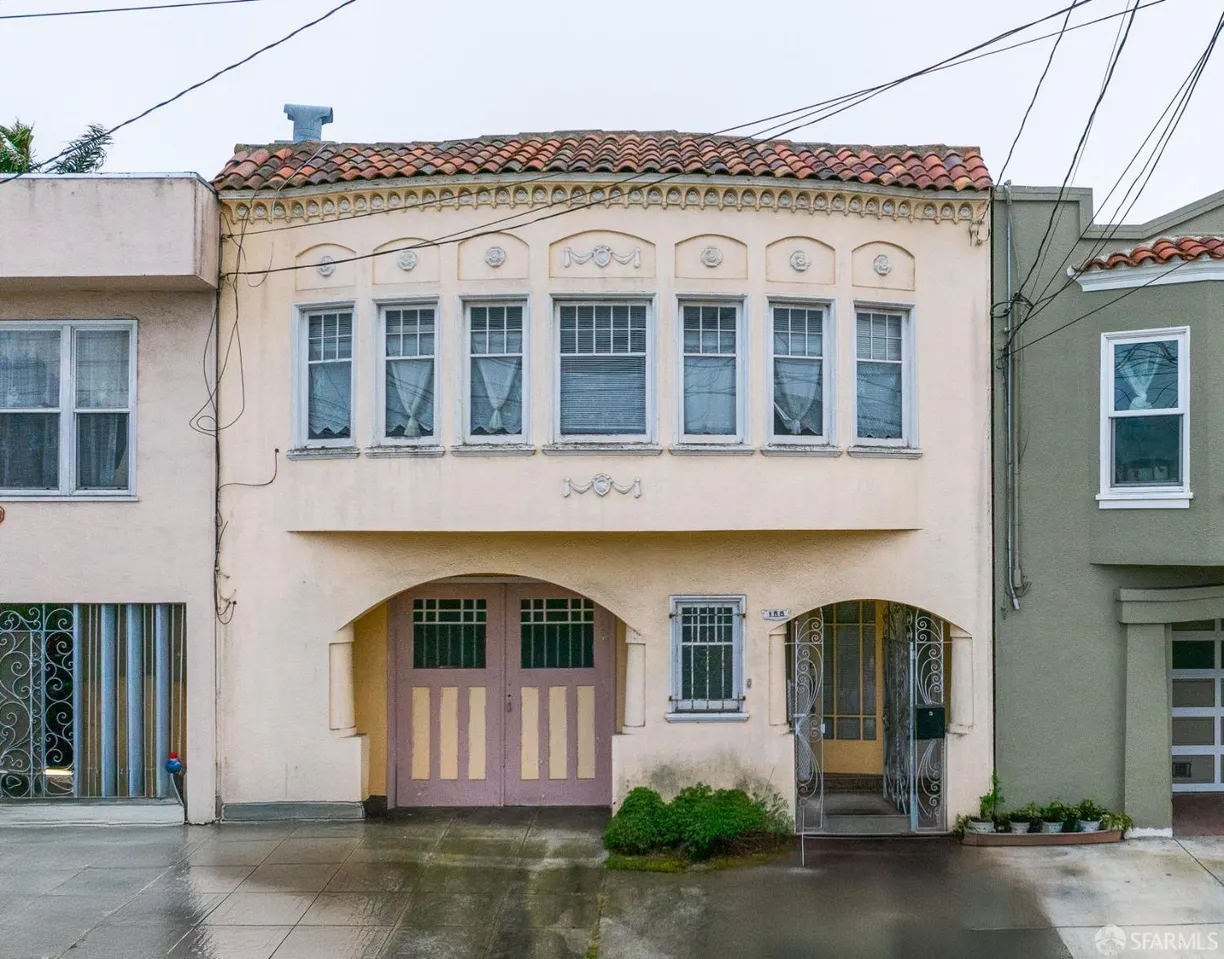 Northern California Real Estate | View 188 Rolph Street | 2 Beds, 1 Bath
