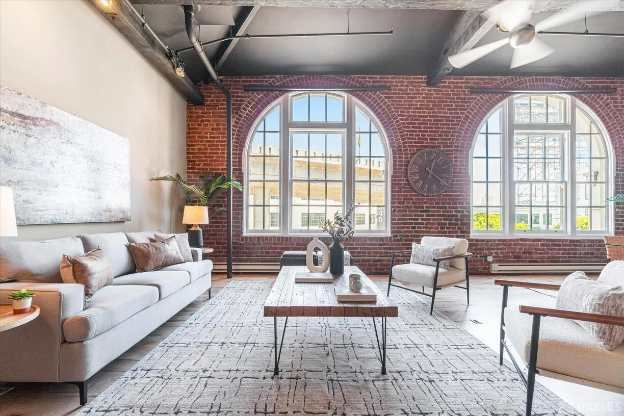 Northern California Real Estate | View 461 2nd Street, C322 | 1 Bed, 2 Baths