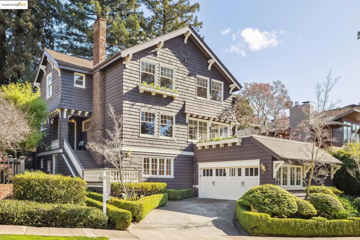 Northern California Real Estate | View 104 Dracena Ave | 3 Beds, 3 Baths