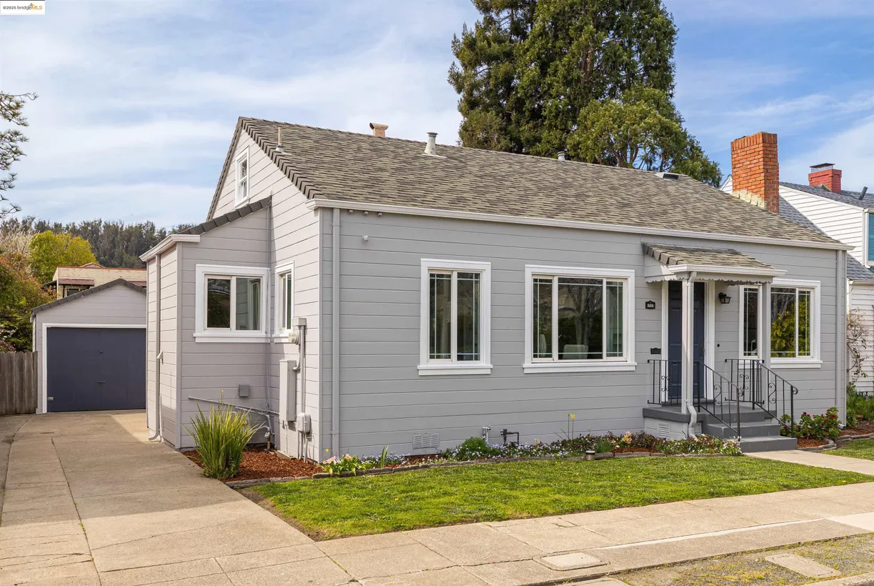 Northern California Real Estate | View 526 Masonic Ave | 3 Beds, 1 Bath