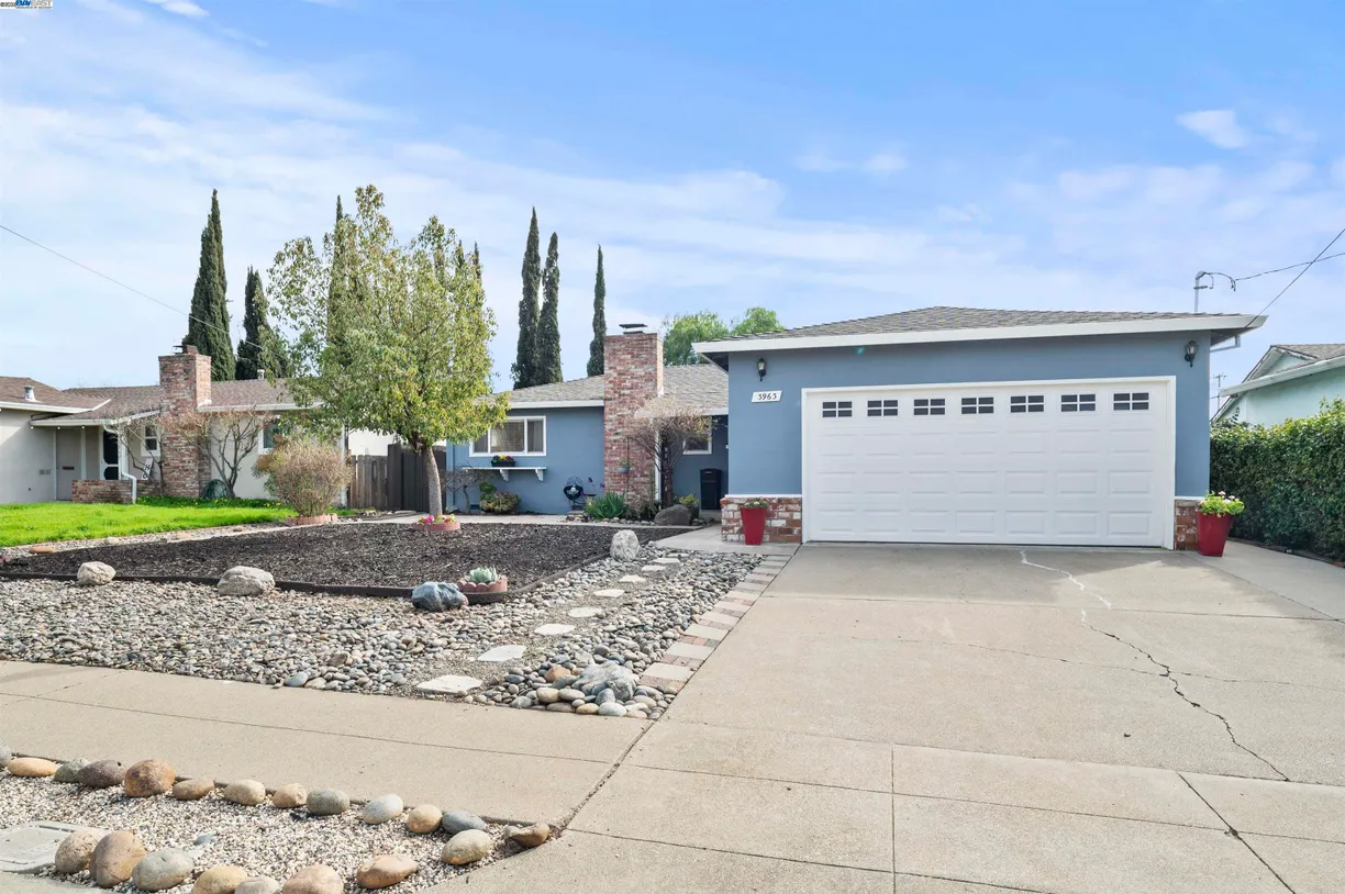 Northern California Real Estate | View 3963 Yale Way | 3 Beds, 1 Bath