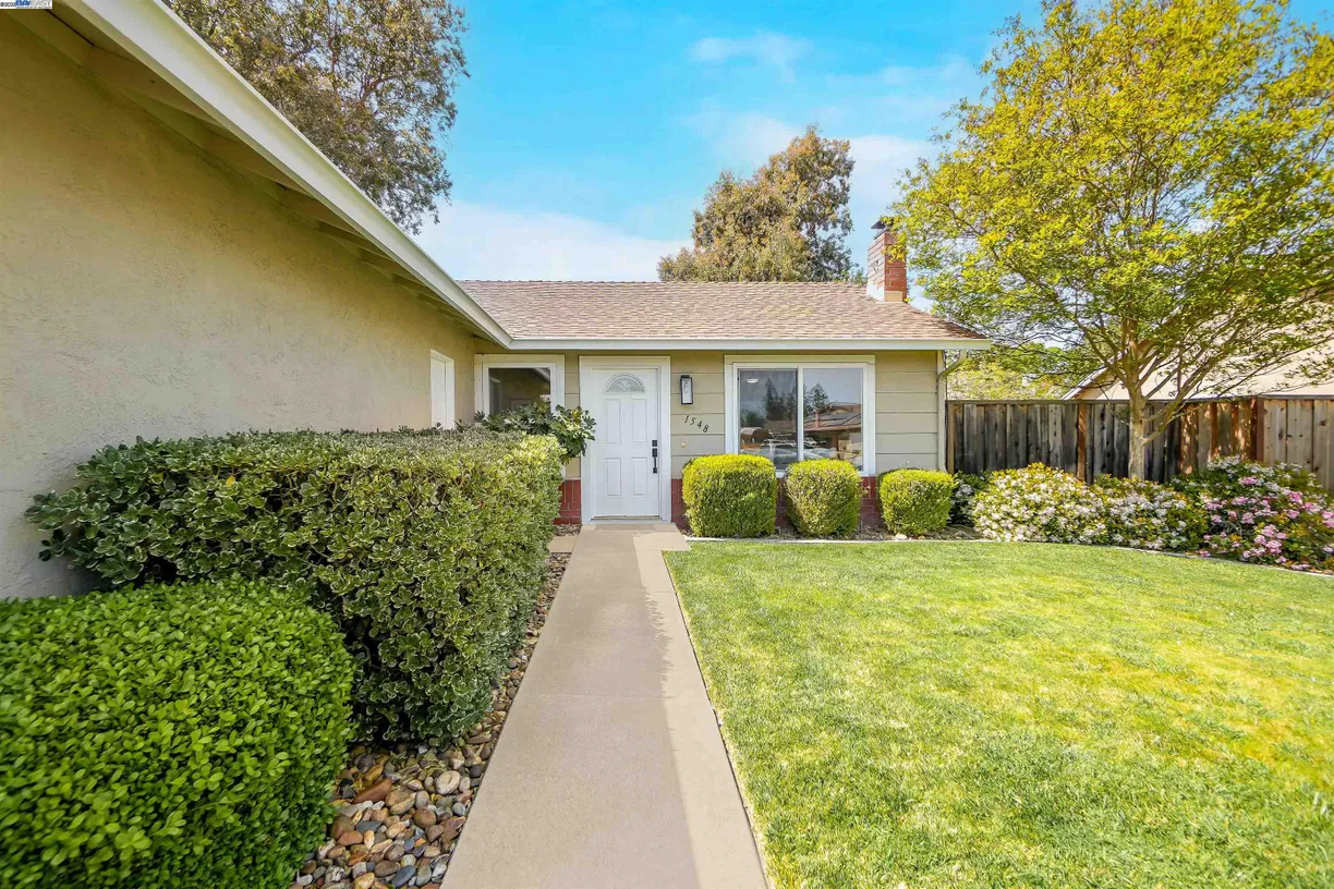 Northern California Real Estate | View 1548 Honeysuckle Rd | Listing