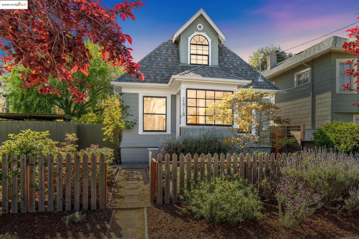 Northern California Real Estate | View 2818 9Th St | 2 Beds, 1 Bath