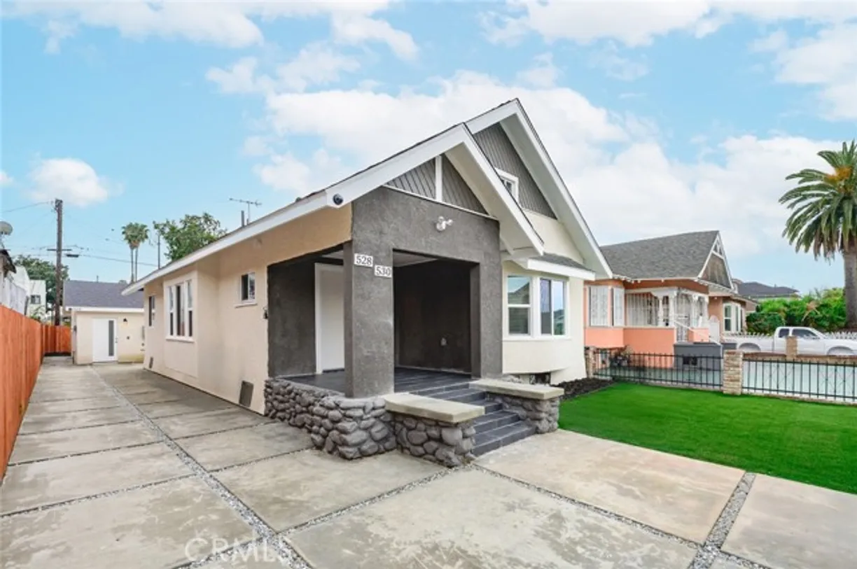 Northern California Real Estate | View 528 W 43rd Street