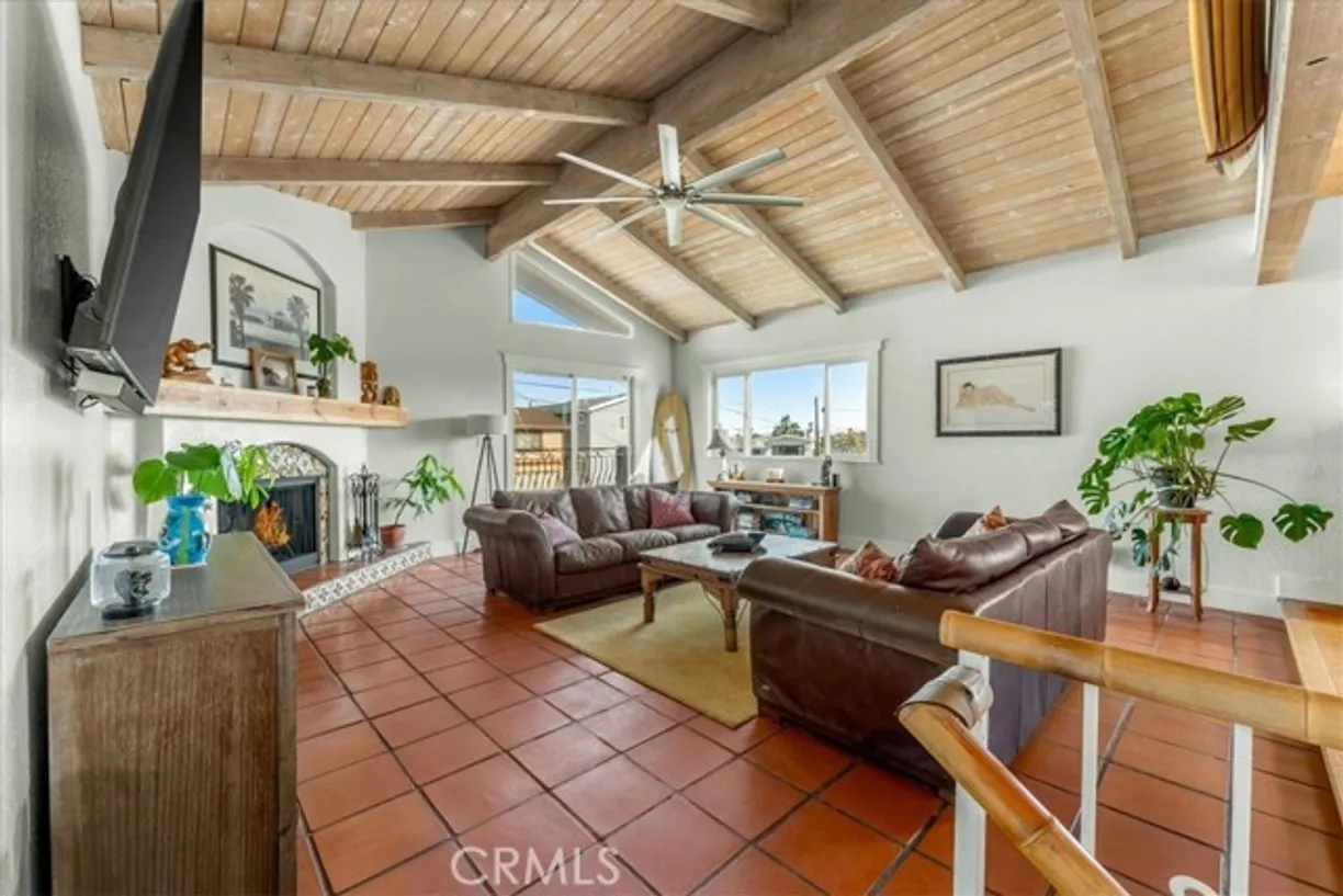 Northern California Real Estate | View 1511 Carver Street | 3 Beds, 2 Baths