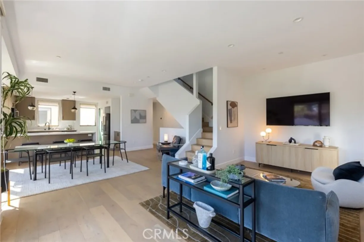 Northern California Real Estate | View 4535 Tujunga | 3 Beds, 3 Baths