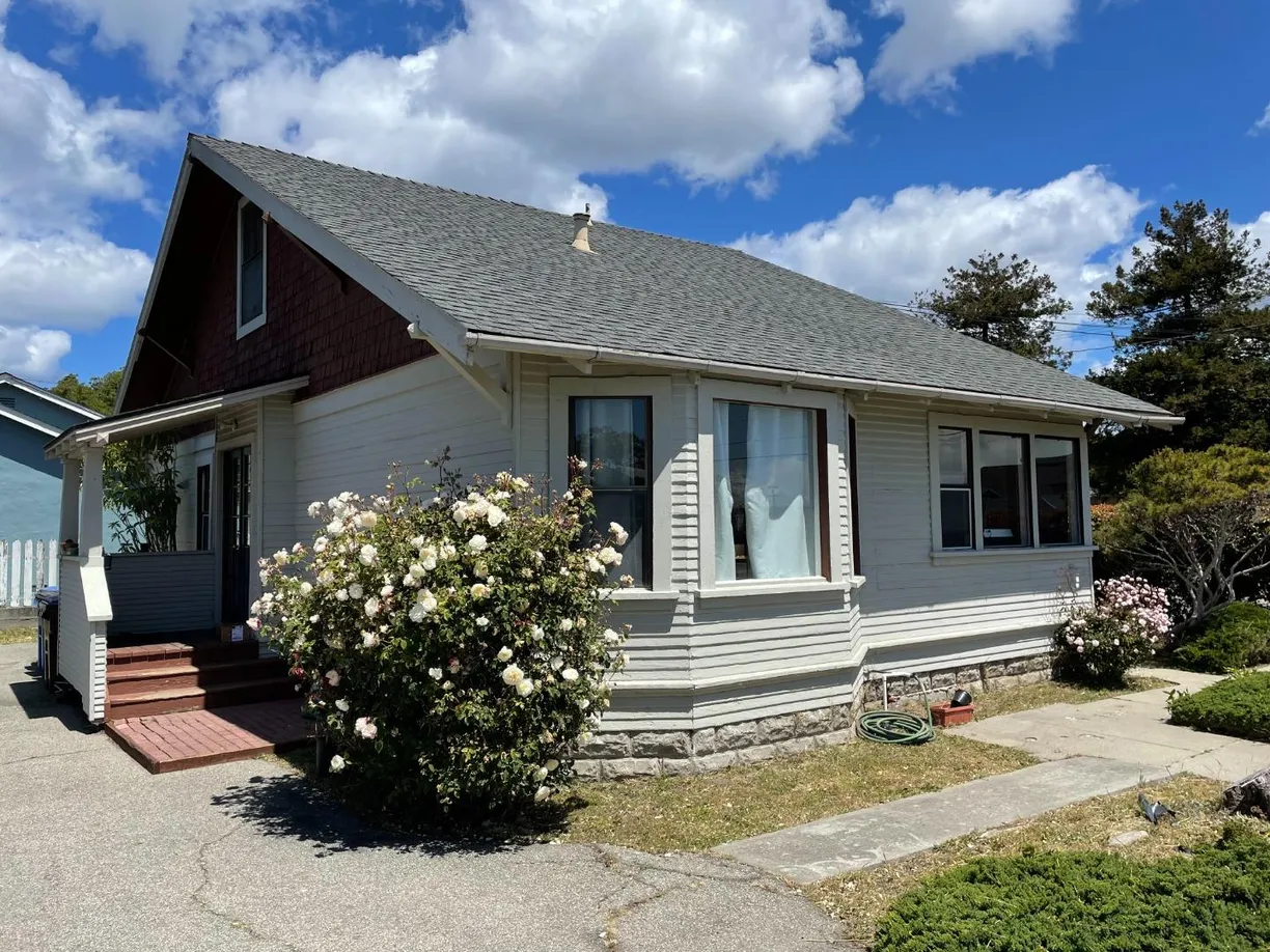 Northern California Real Estate | View 201 Miramar Drive | 4 Beds, 2 Baths