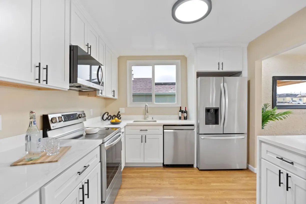 Northern California Real Estate | View 205 Skyline Drive | 5 Beds, 3 Baths