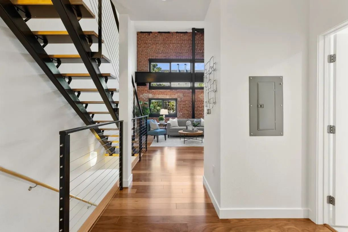Northern California Real Estate | View 88 Bush Street, 2107 | 2 Beds, 2 Baths