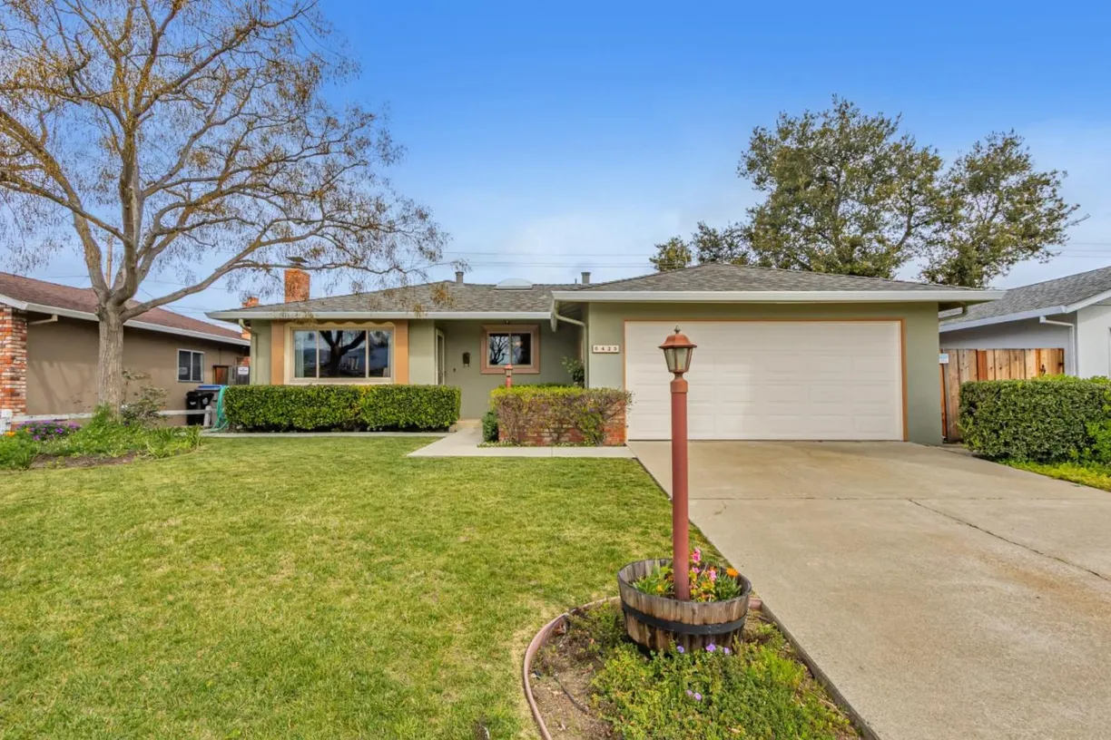 Northern California Real Estate | View 6425 Rainbow Drive | 3 Beds, 2 Baths