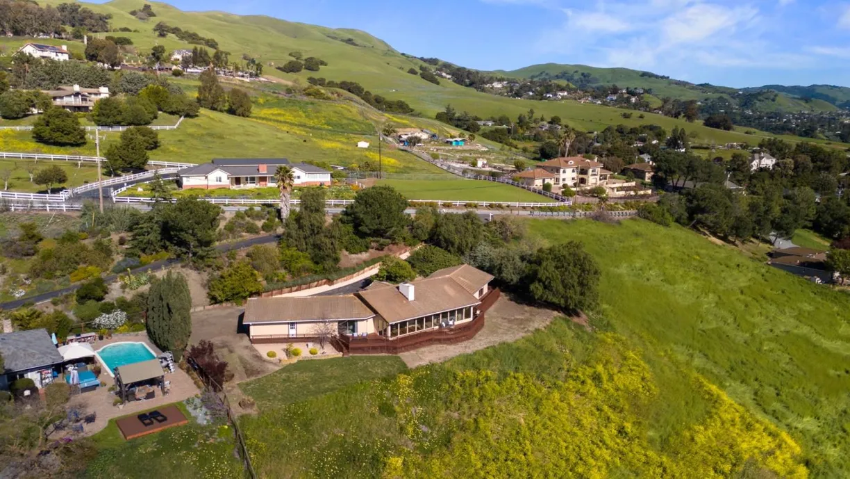 Northern California Real Estate | View 3585 Sierra Road | Listing