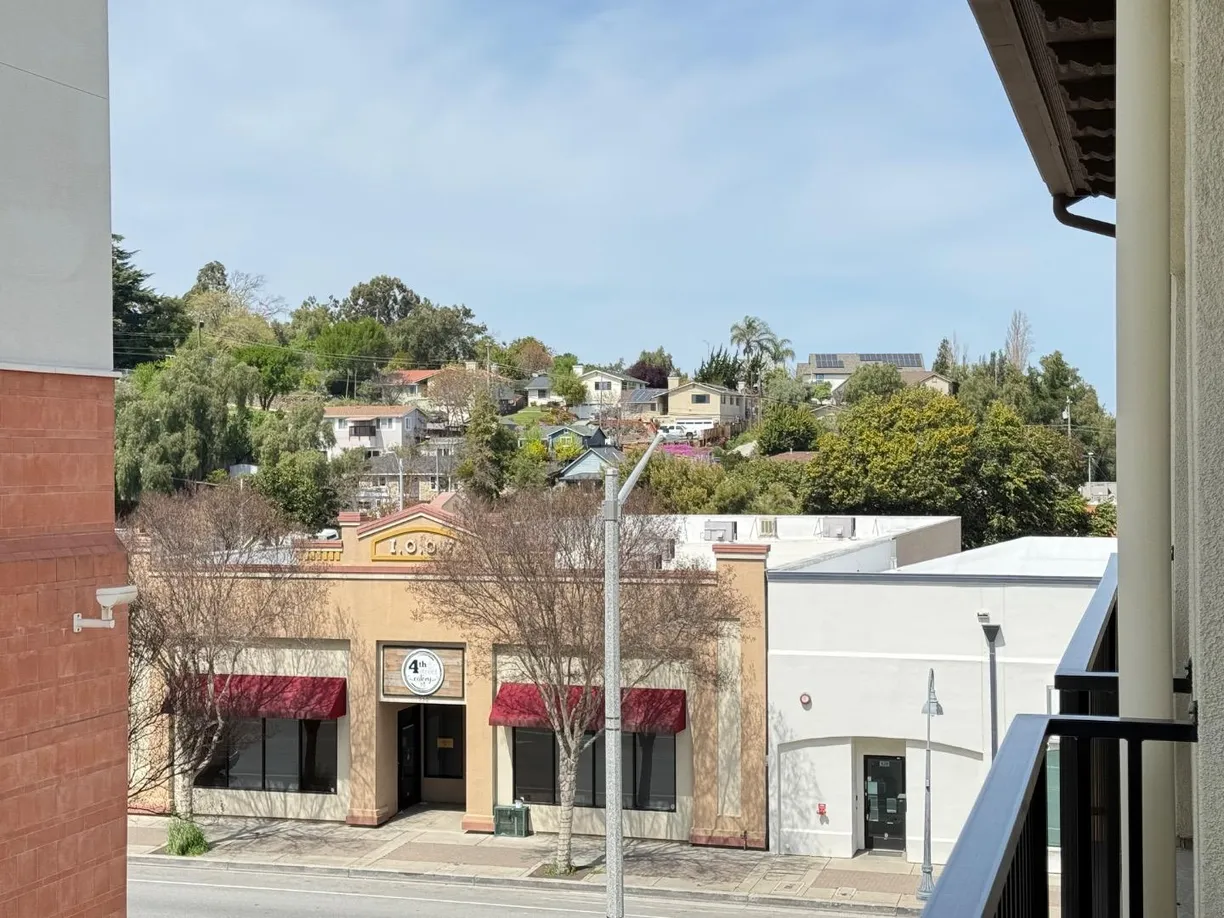 Northern California Real Estate | View 400 San Benito Street, 308 | 1 Bed, 1 Bath