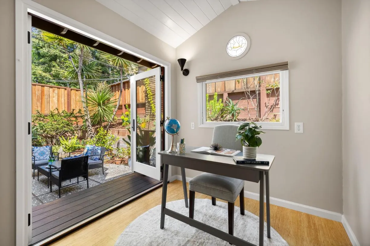 Northern California Real Estate | View 1337 Henry Street, E | 3 Beds, 1 Bath