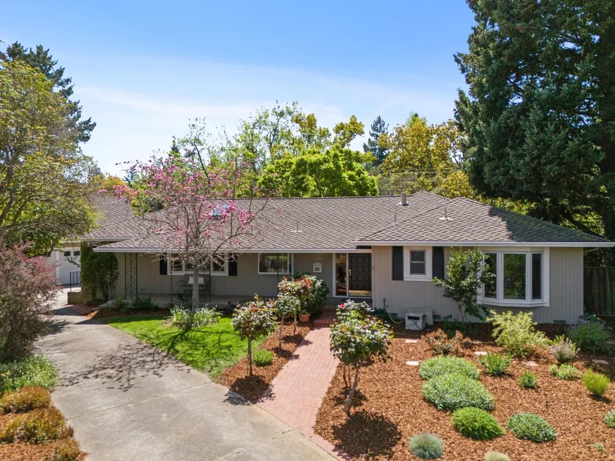Northern California Real Estate | View 116 Vallecitos Way | 4 Beds, 2 Baths