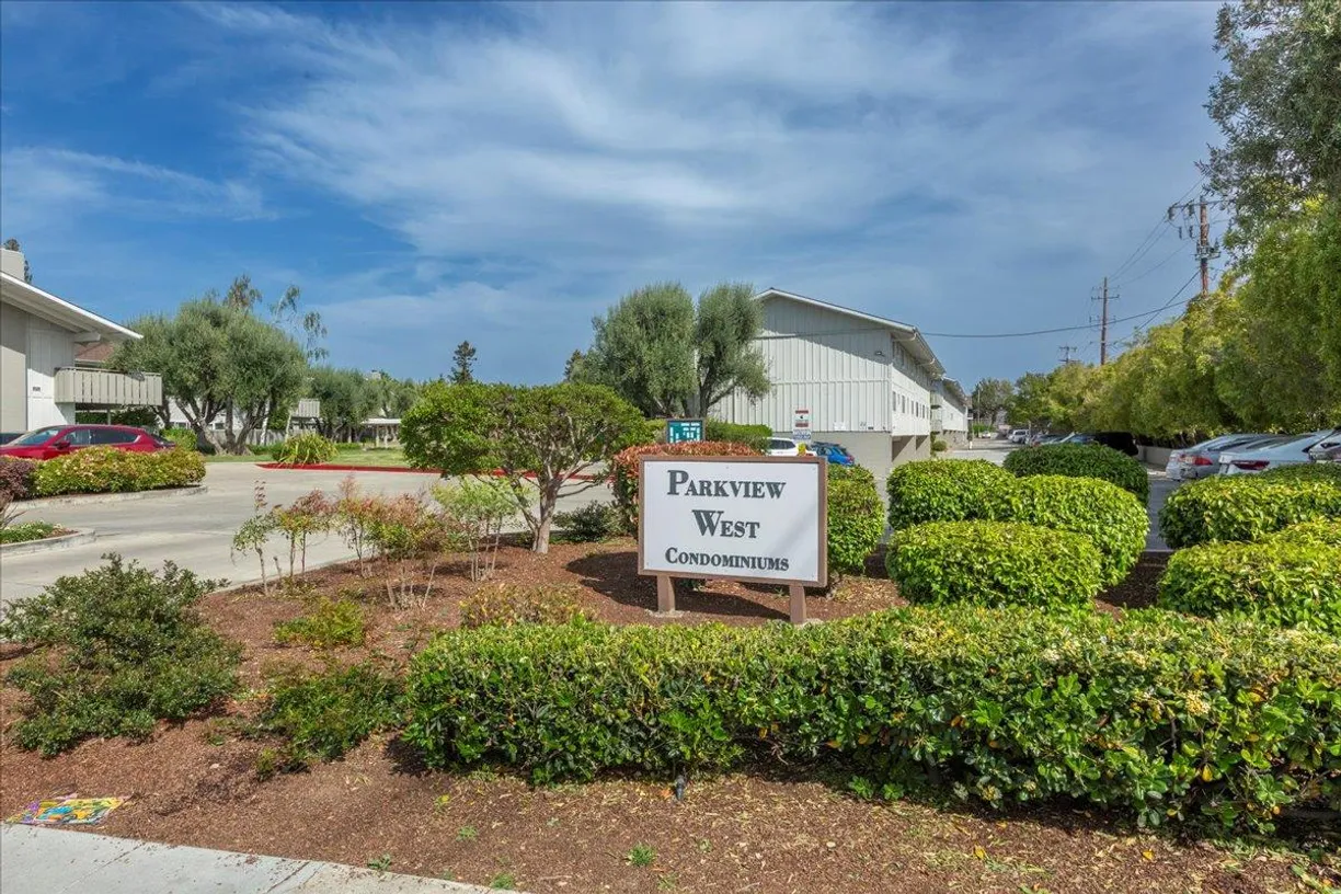 Northern California Real Estate | View 255 S Rengstorff Avenue, 99 | 2 Beds, 2 Baths