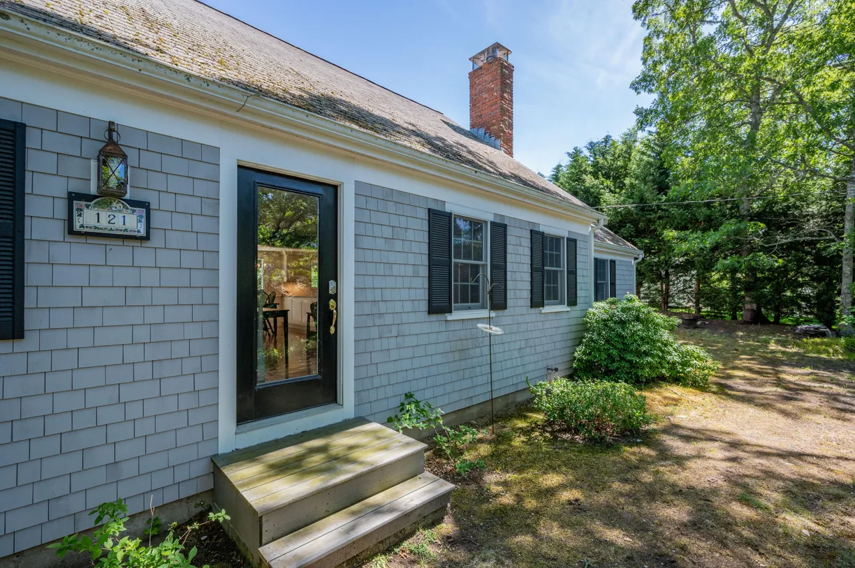 Boston, MA Real Estate | View 121 Cottonwood | Listing