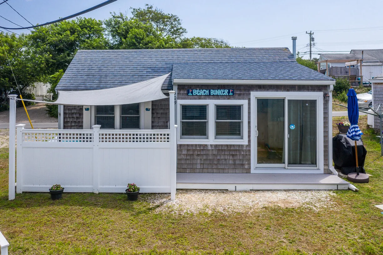 Boston, MA Real Estate | View 218 Old Wharf | 2 Beds, 1 Bath