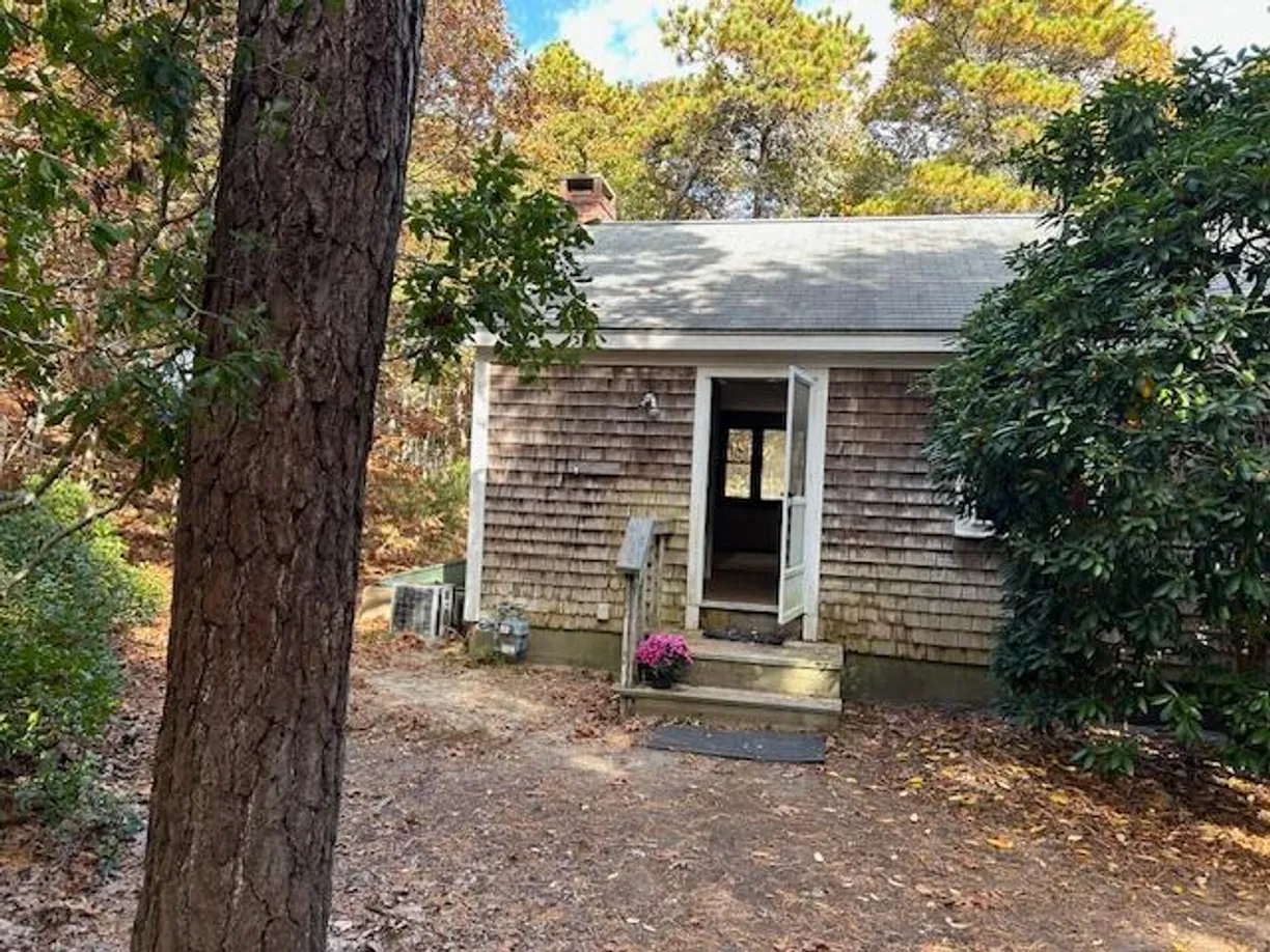 Boston, MA Real Estate | View 127 Oak Hill | 2 Beds, 1 Bath