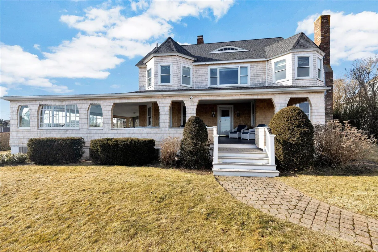 Boston, MA Real Estate | View 172 Irving | 7 Beds, 4 Baths