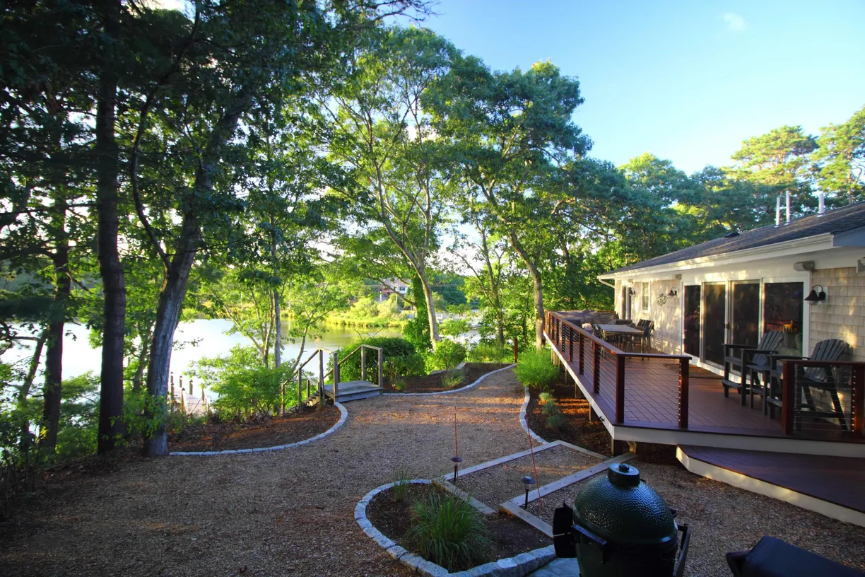 Boston, MA Real Estate | View 24 Bay | Listing