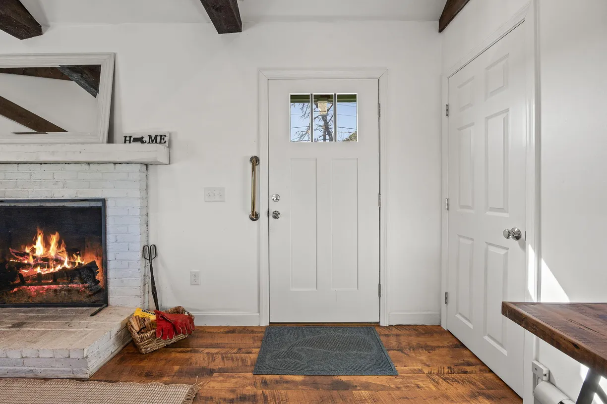 Boston, MA Real Estate | View 552 Orleans | Listing